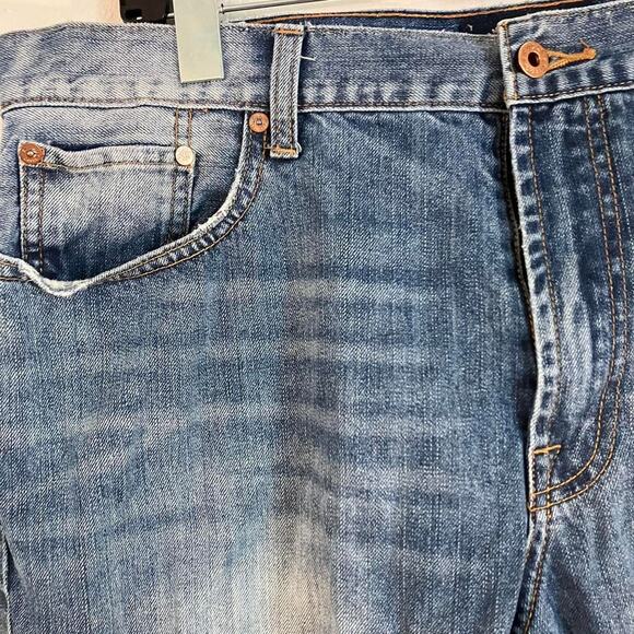 Lucky Brand Jeans Faded Distressed Denim 181 Relaxed Fit - Picture 2 of 6